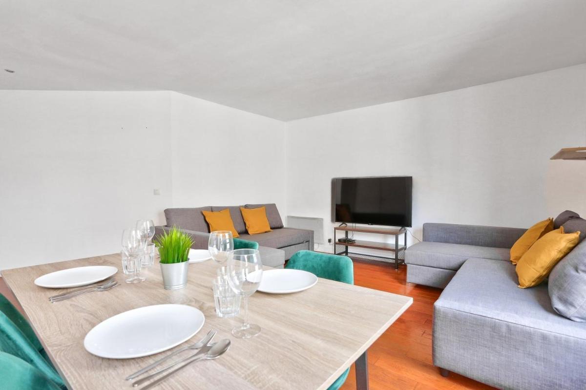Appartement Quartier Republique - image 4