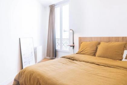 Stylish 1BD Apart for 2 - Canal Saint-Martin - image 23