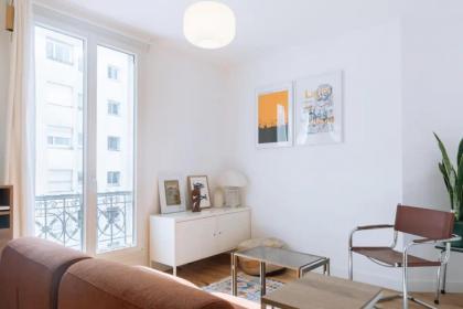 Stylish 1BD Apart for 2 - Canal Saint-Martin - image 24