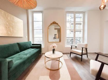 Cosy 5 bedroom & 2 bathroom-Marais - image 14