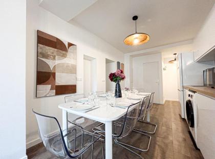 Cosy 5 bedroom & 2 bathroom-Marais - image 20