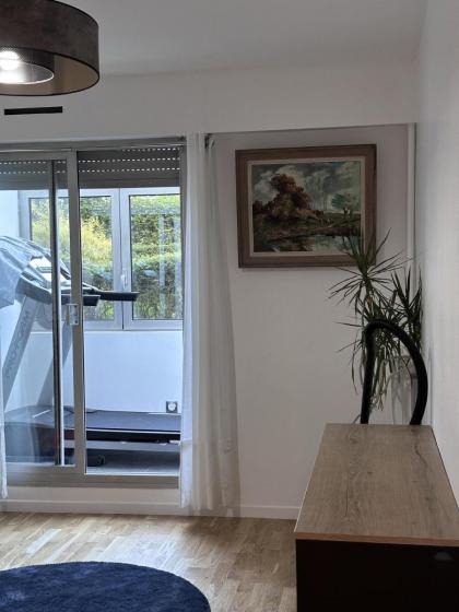 Paris expo Cosy appt T5 avec Jardin - image 29