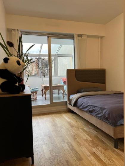 Paris expo Cosy appt T5 avec Jardin - image 30