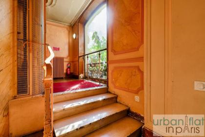 141 - Beautiful Flat Triangle d Or Champs Elysees - image 26