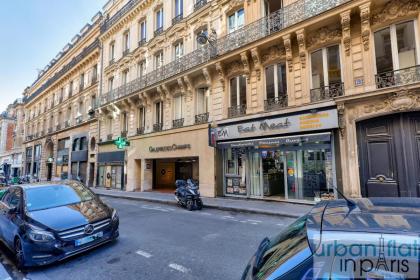 141 - Beautiful Flat Triangle d Or Champs Elysees - image 30