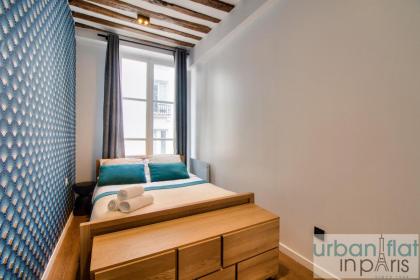 108 - Charming Parisian Flat in Paris - image 14