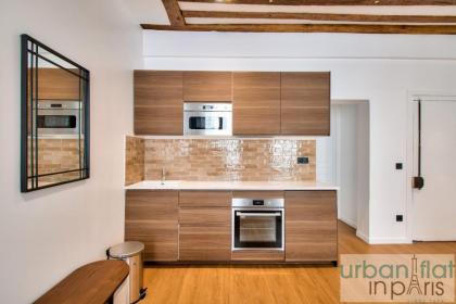 108 - Charming Parisian Flat in Paris - image 8
