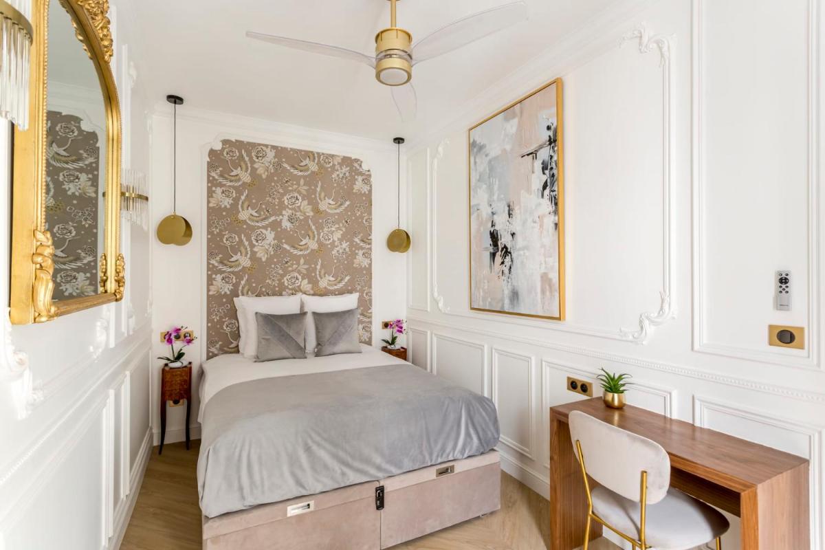 Luxury 6 Bedroom 3 Bathroom Louvre Champs Elysees - image 6
