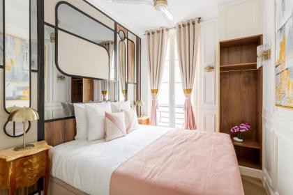 Luxury 6 Bedroom 3 Bathroom Louvre Champs Elysees - image 7
