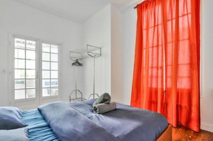 Chatelet les Halles Superb Appartment - image 11