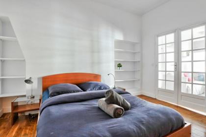 Chatelet les Halles Superb Appartment - image 12