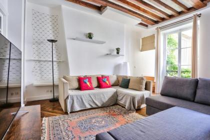 Chatelet les Halles Superb Appartment - image 5