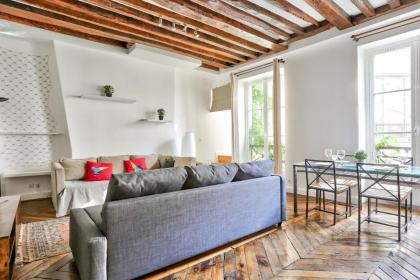 Chatelet les Halles Superb Appartment - image 6