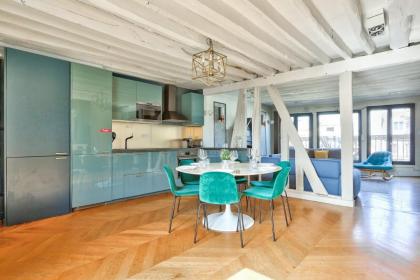 Le Marais Superb Apartment Terrace Paris - image 15