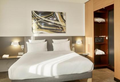 B&B HOTEL Paris Nord 18eme - image 23