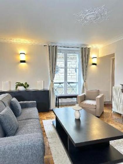 B1573 - Luxembourg Garden - Wonderful apartment - image 12