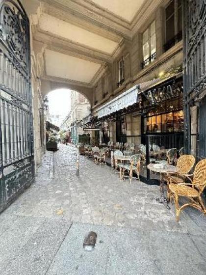 B1573 - Luxembourg Garden - Wonderful apartment - image 16