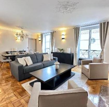B1573 - Luxembourg Garden - Wonderful apartment - image 6