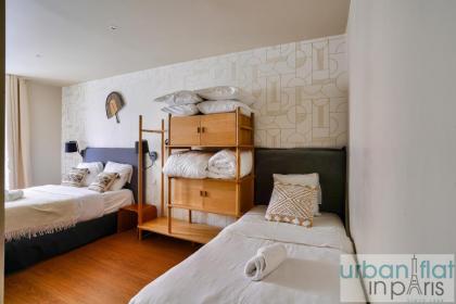 02 - Pretty 4BDR Flat in Paris - image 19