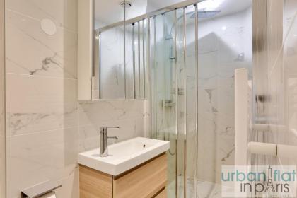 Urban Flat 103 - Spacious Flat near Grands Boulevards - image 12