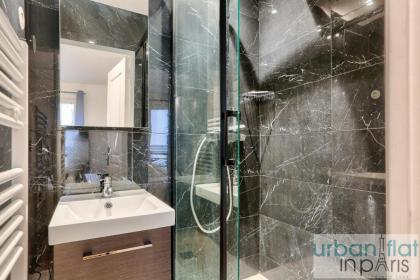 Urban Flat 103 - Spacious Flat near Grands Boulevards - image 16