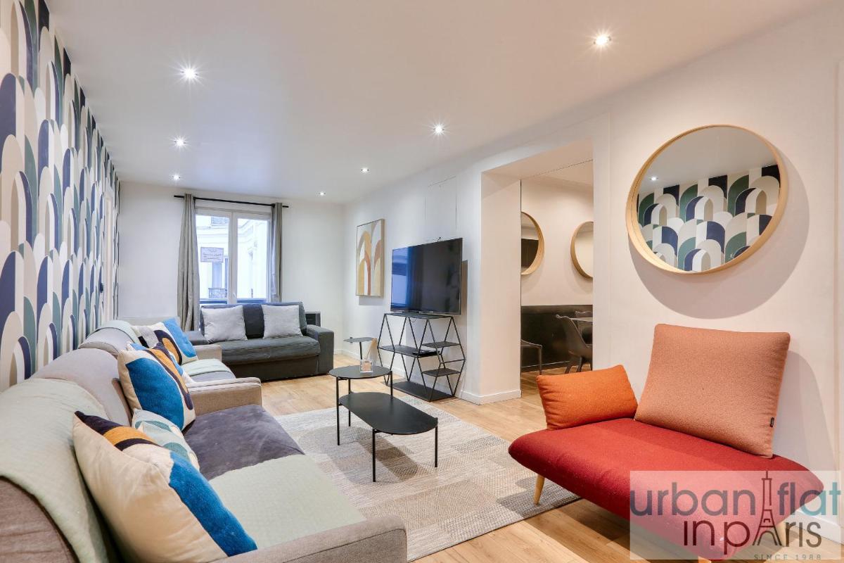 Urban Flat 103 - Spacious Flat near Grands Boulevards - image 2