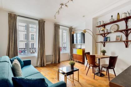 Quiet apartment in the 6th arrondissement Paris - Welkeys - image 2