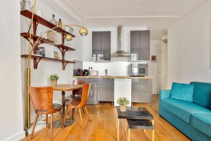 Quiet apartment in the 6th arrondissement Paris - Welkeys - image 3