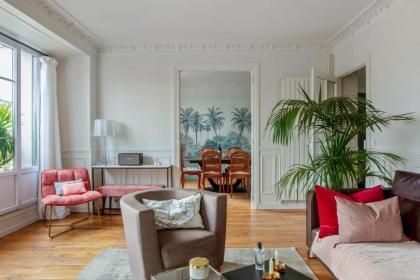 Typical Parisian flat in the 15th arrondissement - Welkeys - image 2