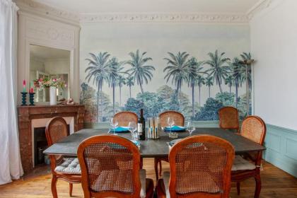Typical Parisian flat in the 15th arrondissement - Welkeys - image 6