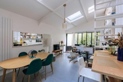 Stylish 1BD Loft Canal Saint-Martin!