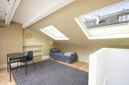 Rent Rue Monsieur le Prince Paris 6th - image 21