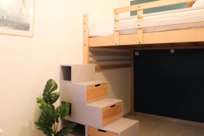 Cosy 38 m love nest near Centquatre-Paris - image 9