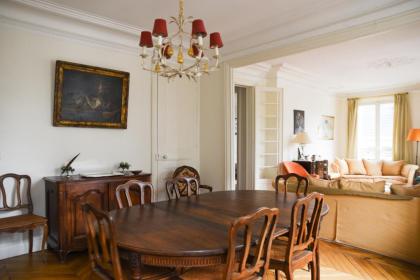 Quiet apartment - near park - image 6