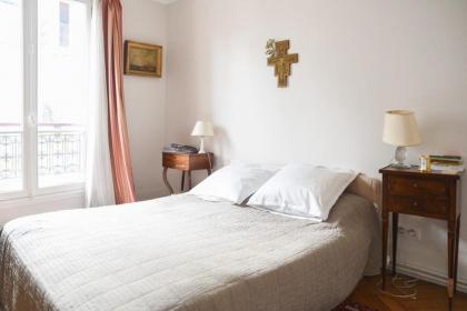 Quiet apartment - near park - image 8