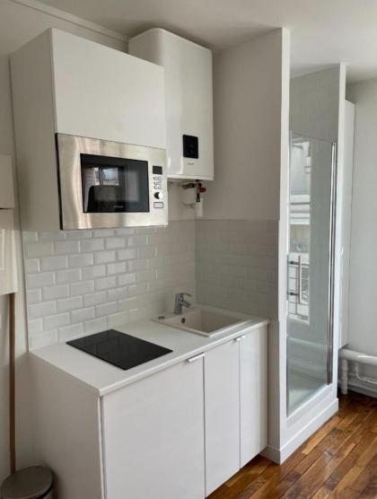 Cosy & Quaint 1BD Studio near The Seine Banks!