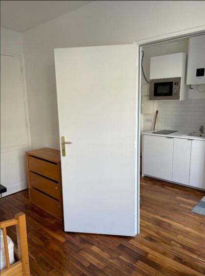 Cosy & Quaint 1BD Studio near The Seine Banks! - image 8