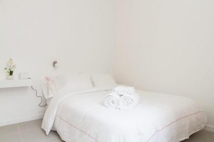 Heart of St Germain des Pres - CityApartmentStay - image 4