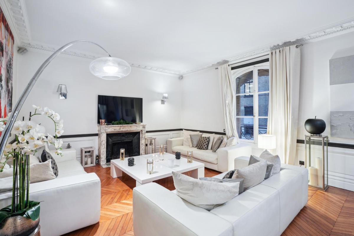 Appartement luxueux proche de la Tour Eiffel - main image