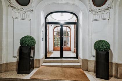 Appartement luxueux proche de la Tour Eiffel - image 19