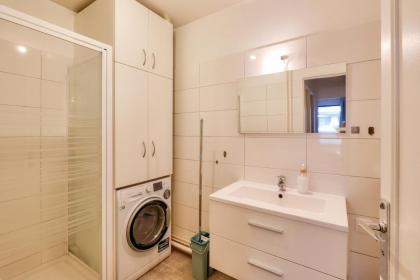 Appartement Quartier Saint Ambroise - image 15