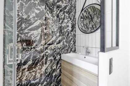 La Madeleine & Concorde - CityApartmentStay - image 7