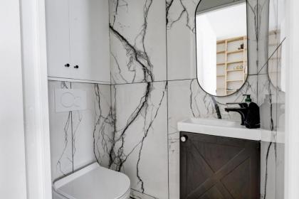 La Madeleine & Concorde - CityApartmentStay - image 8