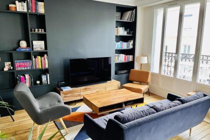 Nice 64 m near the Catacombs Paris