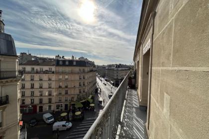 32 m near the Jardin des Plantes - image 15