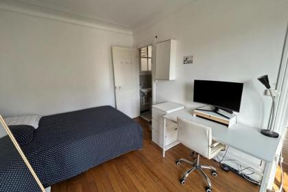32 m near the Jardin des Plantes - image 8
