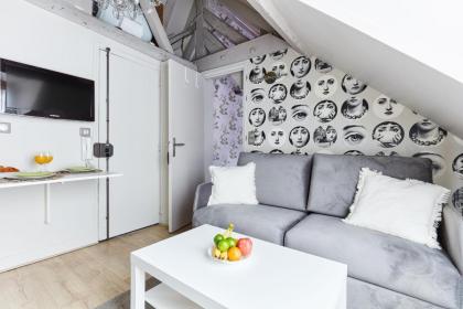 Francs Bourgeois & Place des Vosges - CityApartmentStay - image 6