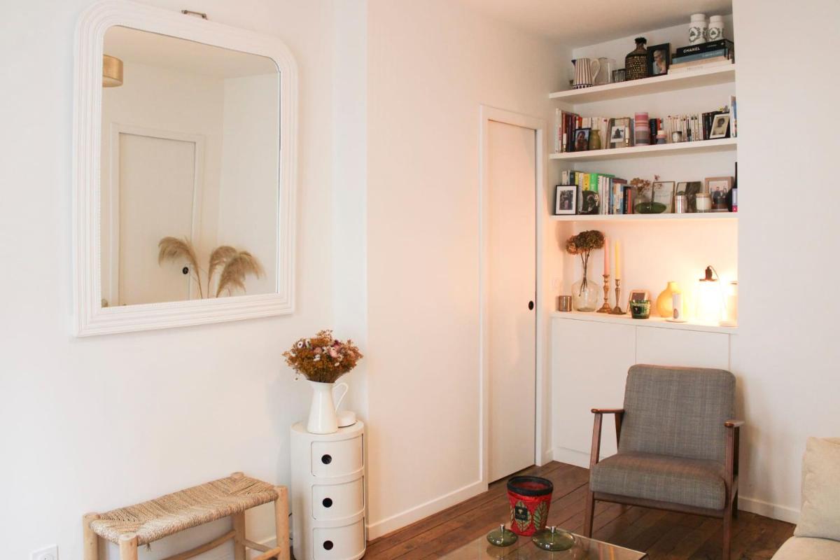 Love nest of 45 m quiet and completely renovated - image 3