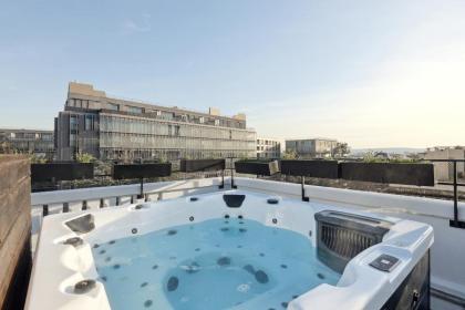 Appartement Luxueux avec Terrasse et Jacuzzi - image 13