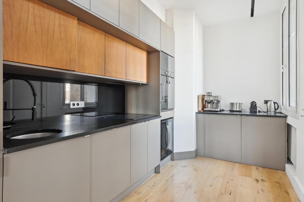 Appartement Luxueux avec Terrasse et Jacuzzi - image 7